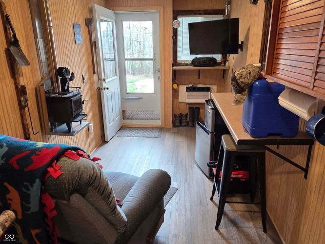 Listing Image 20
