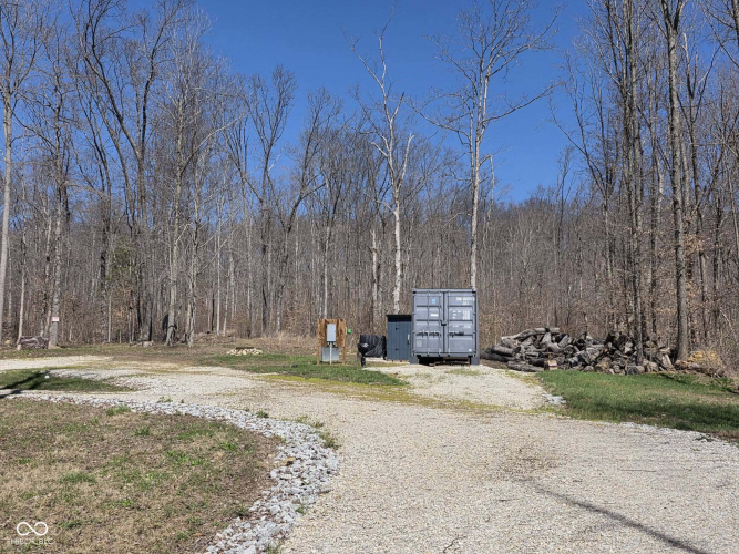 Listing Image 10