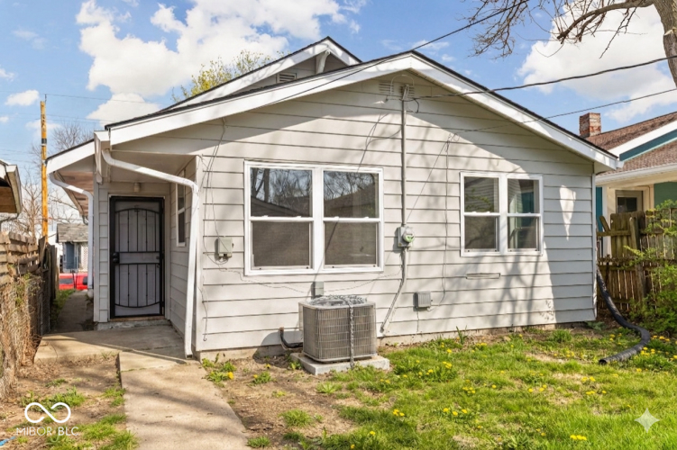 Listing Image 18