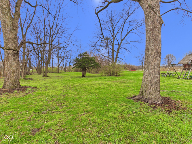 Listing Image 40