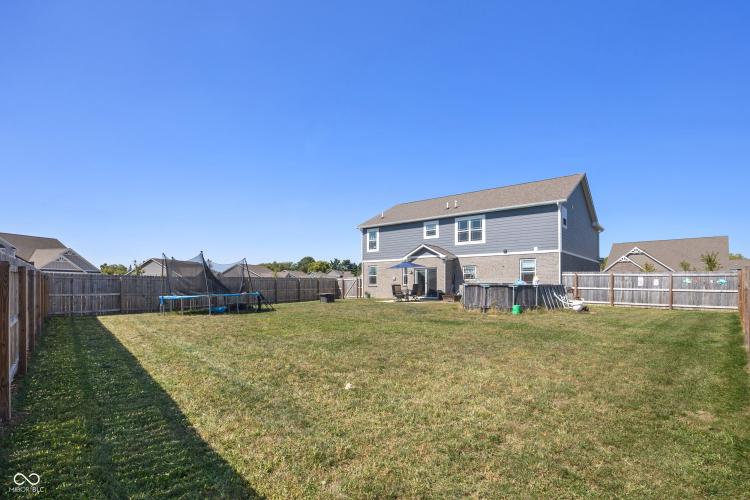 Listing Image 36