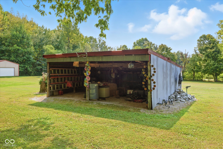 Listing Image 38