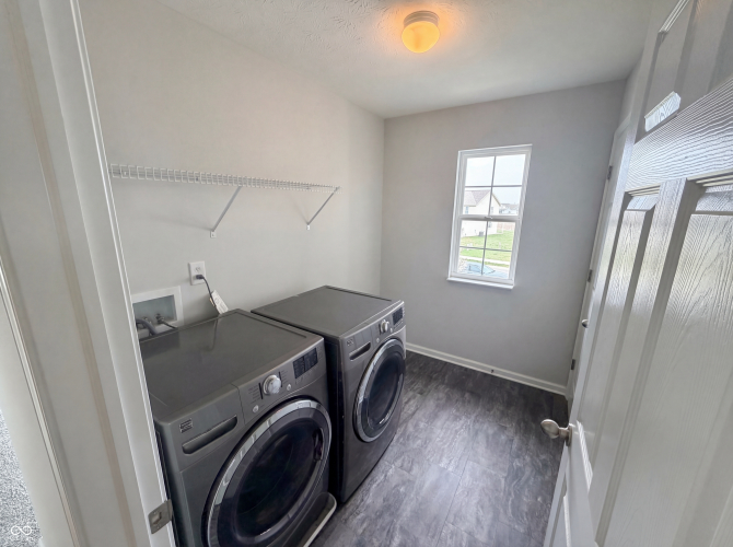 Listing Image 17