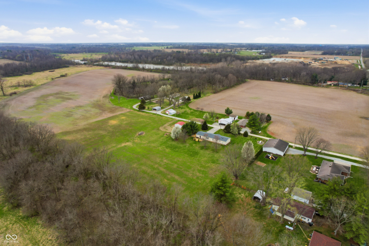 Listing Image 33