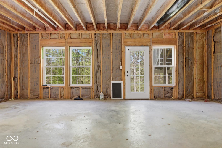 Listing Image 27