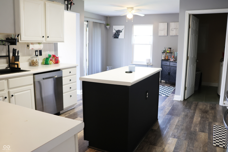 Listing Image 13