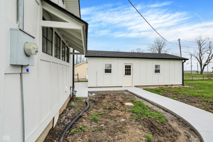 Listing Image 37