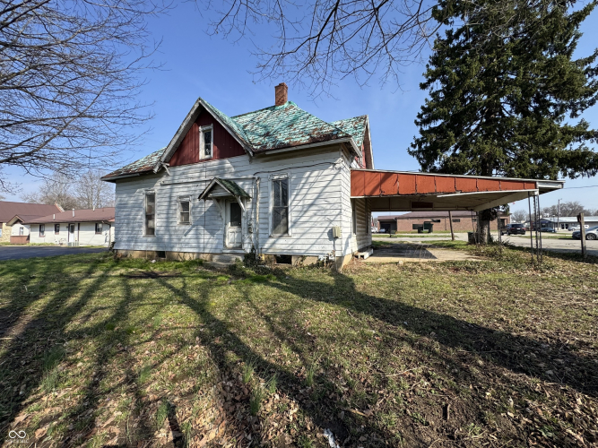 Listing Image 3