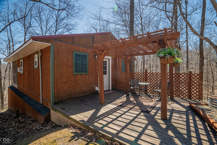 Listing Image 5