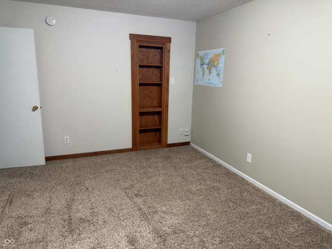 Listing Image 27