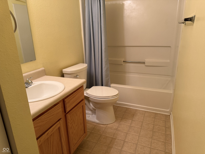 Listing Image 28