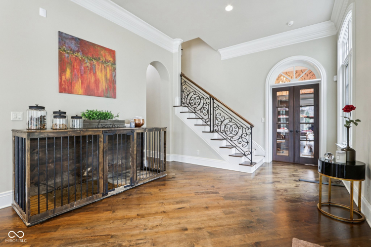 Listing Image 19