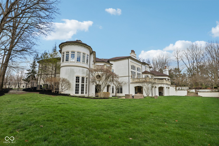 Listing Image 76