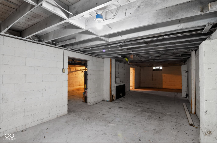 Listing Image 31