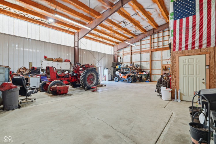 Listing Image 24