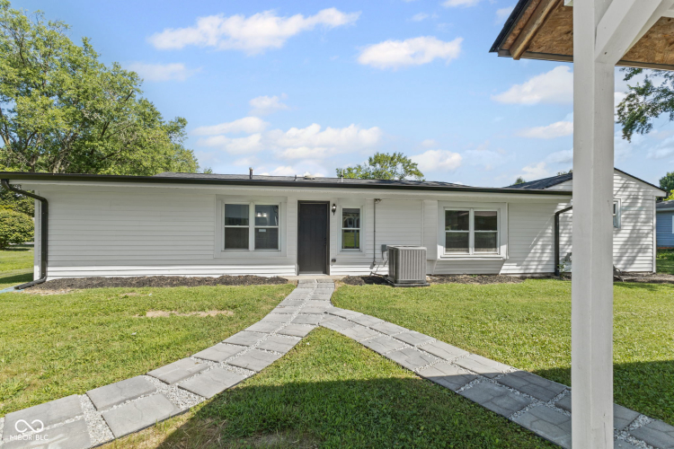 Listing Image 17