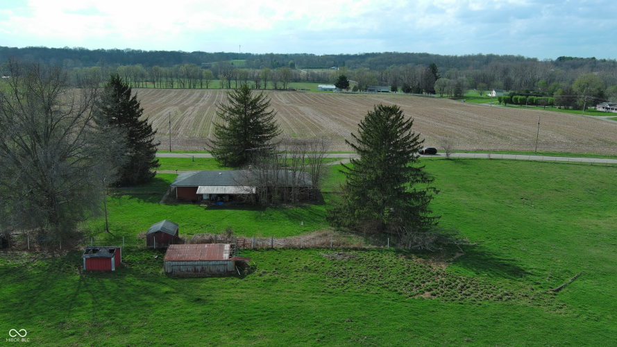 Listing Image 6