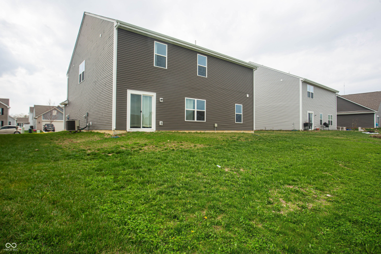 Listing Image 32