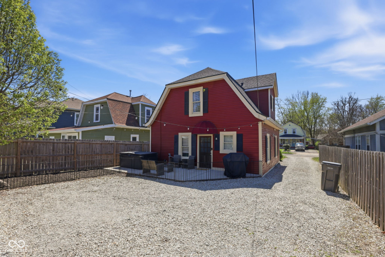 Listing Image 33