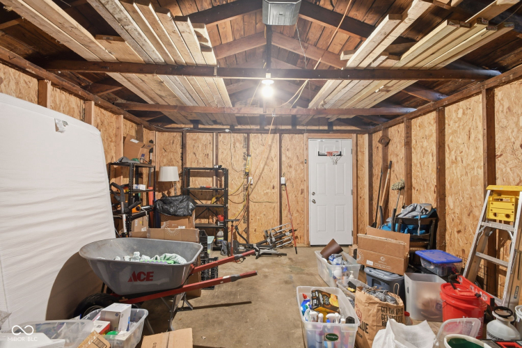 Listing Image 24