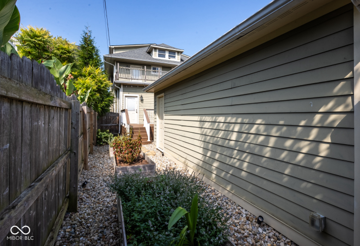 Listing Image 39