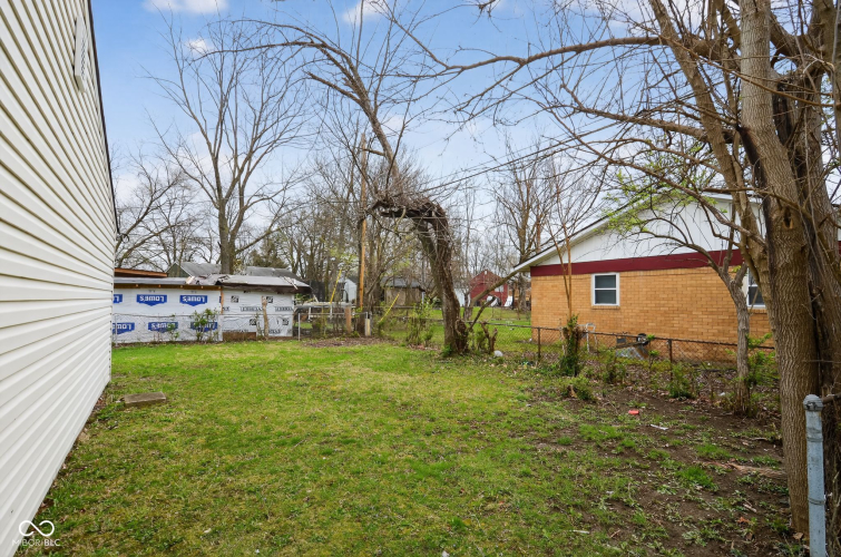 Listing Image 24