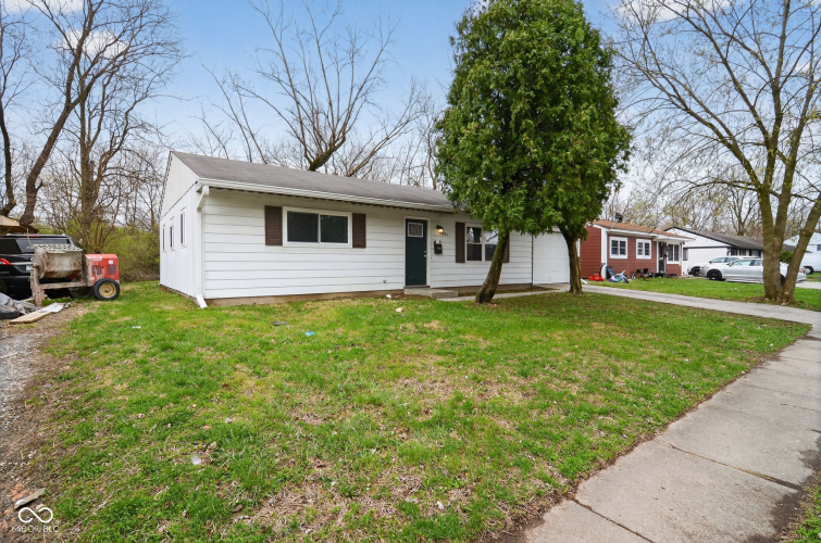 Listing Image 3