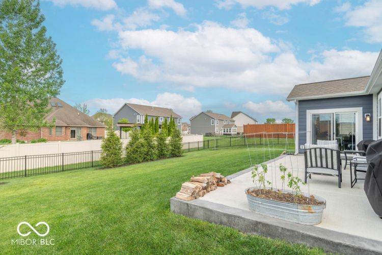 Listing Image 52