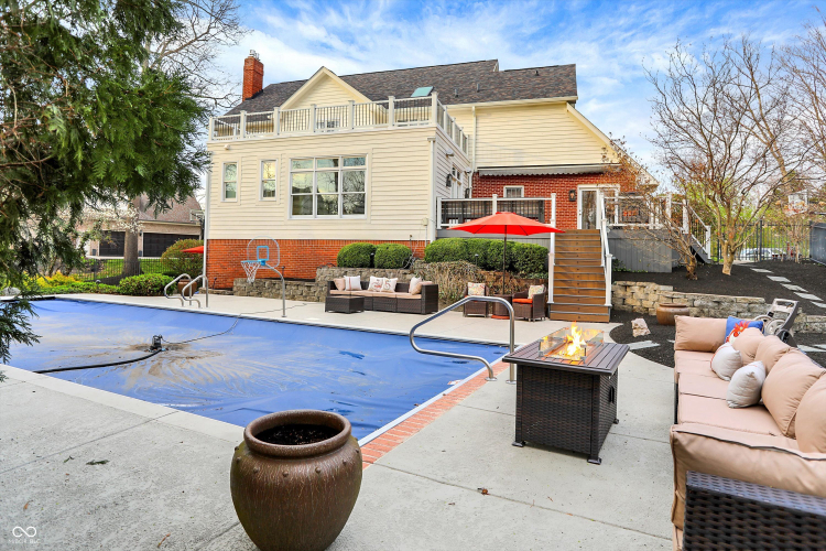 Listing Image 103