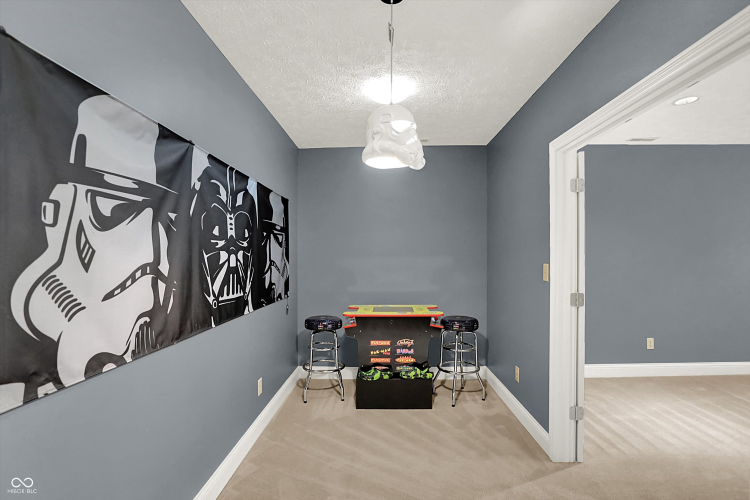 Listing Image 84