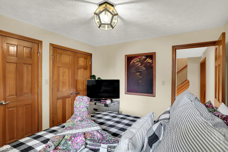 Listing Image 88