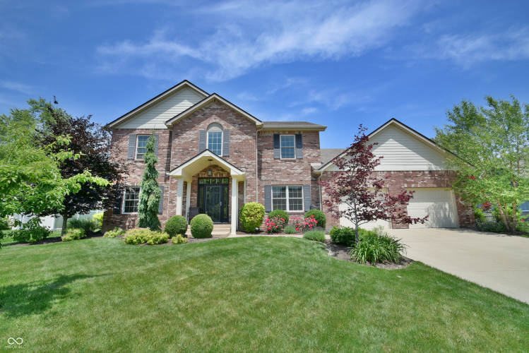 224 W Stoney Trail Greenfield, IN 46140