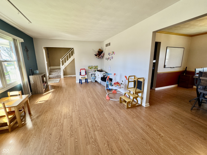 Listing Image 22