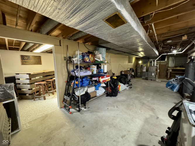 Listing Image 48