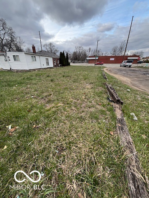 Listing Image 3