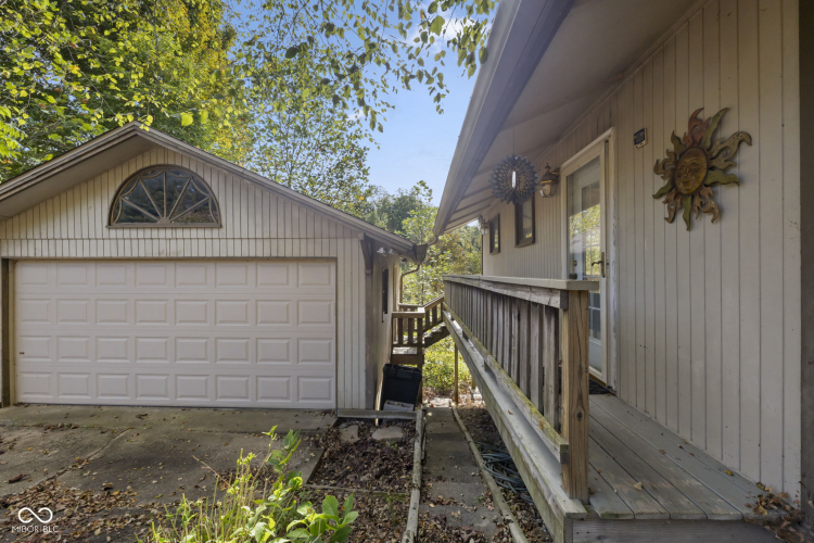 Listing Image 25