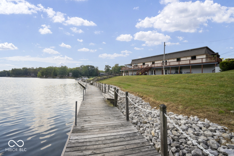 Listing Image 52