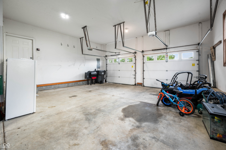 Listing Image 49