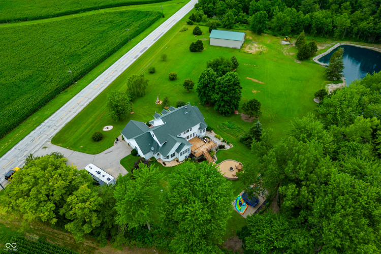 Listing Image 83