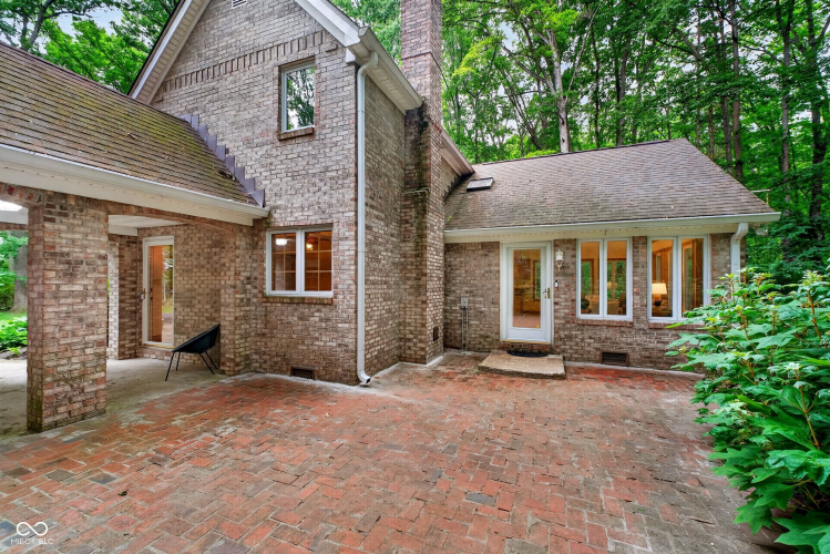 Listing Image 29