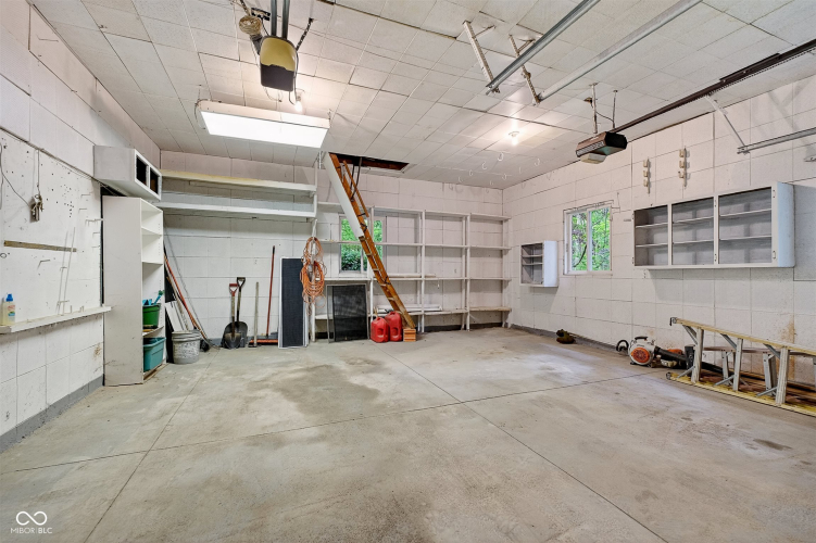 Listing Image 30