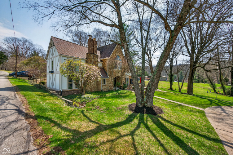 Listing Image 105