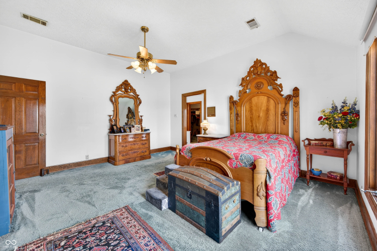 Listing Image 107