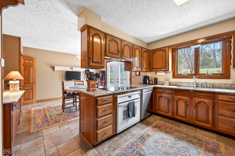 Listing Image 108