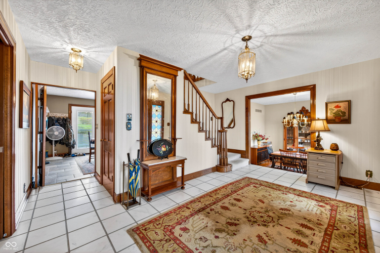 Listing Image 115