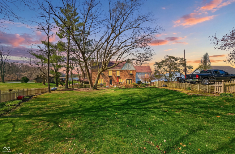 Listing Image 128