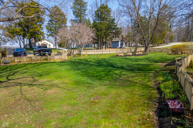 Listing Image 24