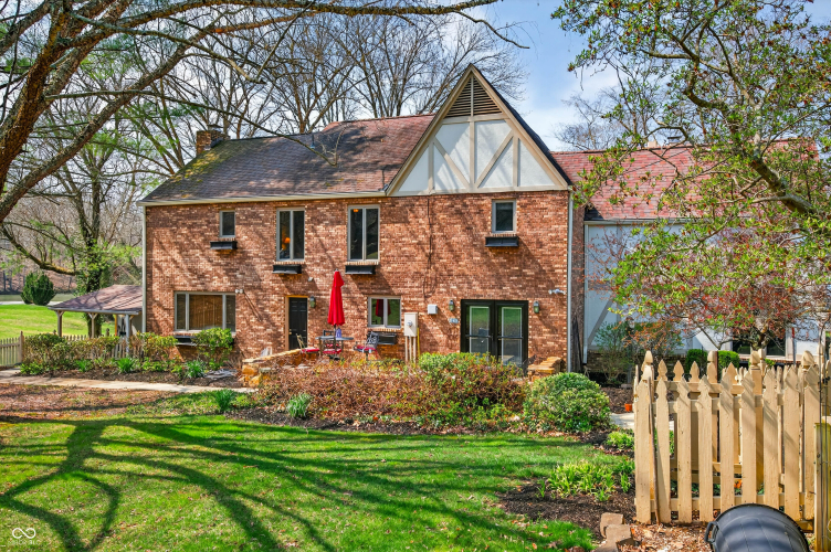 Listing Image 54