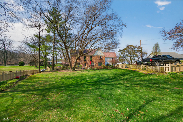 Listing Image 64