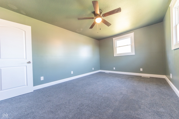Listing Image 24